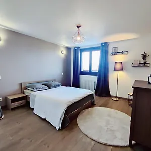 Vigny Du Apartment